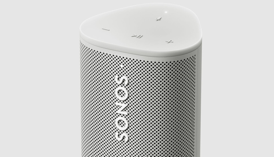 Mikrofonen brukes både til stemmestyring, men også til automatisk Trueplay som både på wifi og blåtann justerer lyden etter omgivelsene. Foto: Sonos Mikrofonen brukes både til stemmestyring, men også til automatisk Trueplay som både på wifi og blåtann justerer lyden etter omgivelsene. Foto: Sonos
