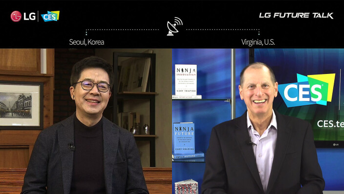 Park Hyoung-sei, administrerende direktør i LG og CES-sjef Gary Shapiro snakket om fremtidens TV-trender under den digitale messen. Foto: LG Park Hyoung-sei, administrerende direktør i LG og CES-sjef Gary Shapiro snakket om fremtidens TV-trender under den digitale messen. Foto: LG