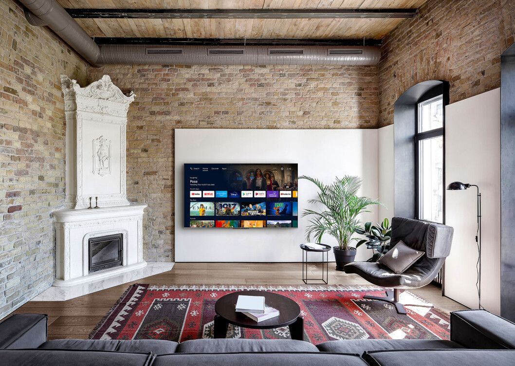 Med nye QLED850 skal TCL fri til både filmentusiasten og gameren. Foto: TCL Med nye QLED850 skal TCL fri til både filmentusiasten og gameren. Foto: TCL