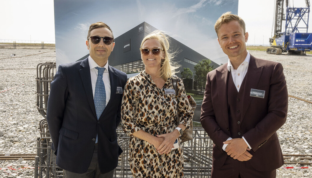 Fabrizio Fonte (f. v., finansdirektør Smeg Nordic), Ulrika Theander (adm. direktør Smeg Nordic) og Christopher Thomsen (kommersiell direktør MG Real Estate). Foto: MG Real Estate Fabrizio Fonte (f. v., finansdirektør Smeg Nordic), Ulrika Theander (adm. direktør Smeg Nordic) og Christopher Thomsen (kommersiell direktør MG Real Estate). Foto: MG Real Estate