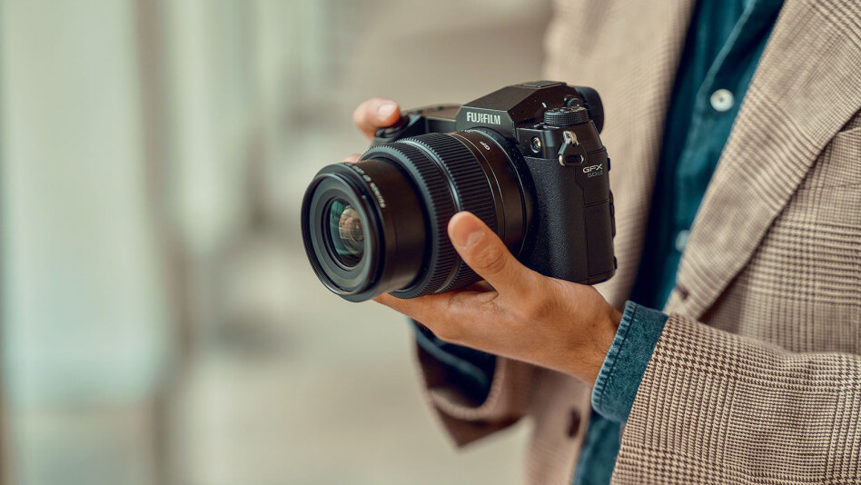 FUJIFILM GFX50S II
