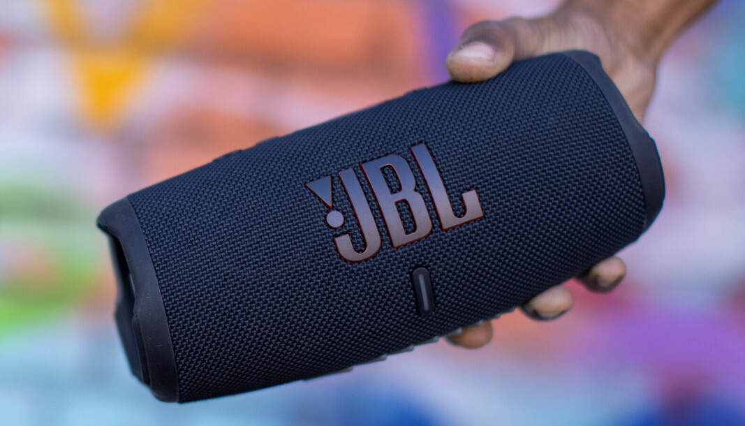 JBL Charge 5 er kåret til «Årets lydprodukt 2021/2022». Foto: JBL