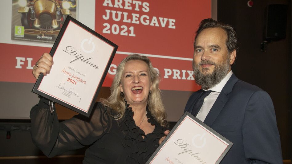 FLÅKLYPA GRAND PRIX UNDER ENDA FLERE TRÆR