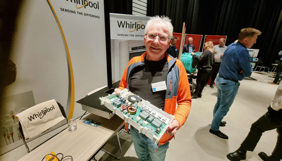 Jostein Dverseth fra Berg Elektronikkservice besøkte Whirlpool-standen. Foto: Jan Røsholm Jostein Dverseth fra Berg Elektronikkservice besøkte Whirlpool-standen. Foto: Jan Røsholm