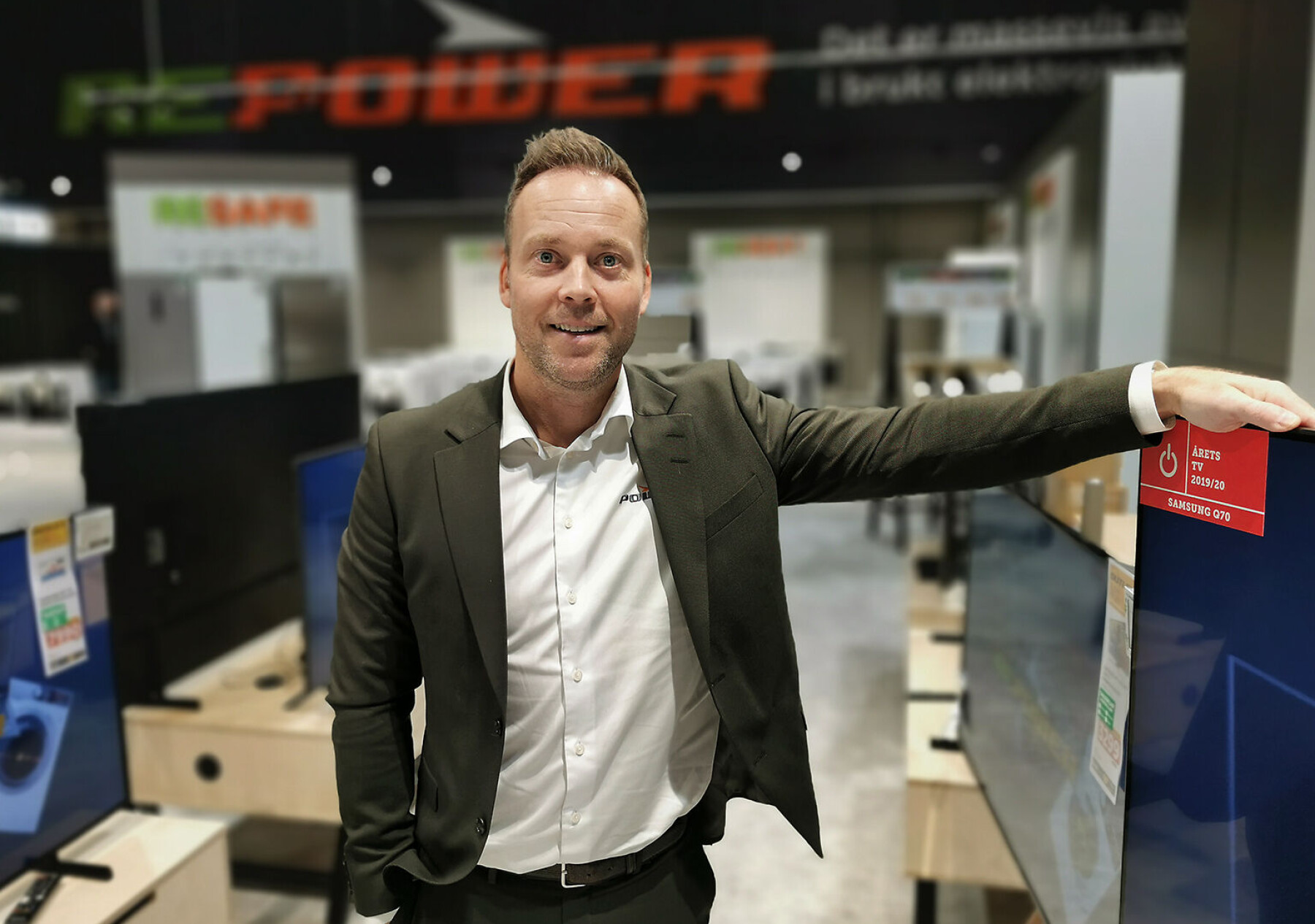 Administrerende direktør Anders Nilsen i Power Norge på åpningsdagen av den første RePower-butikken. Foto: Stian Sønsteng Administrerende direktør Anders Nilsen i Power Norge på åpningsdagen av den første RePower-butikken. Foto: Stian Sønsteng