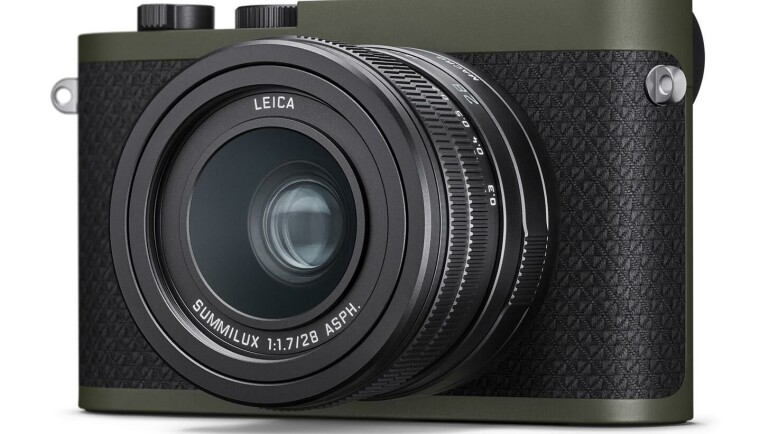 LEICA Q2 REPORTER