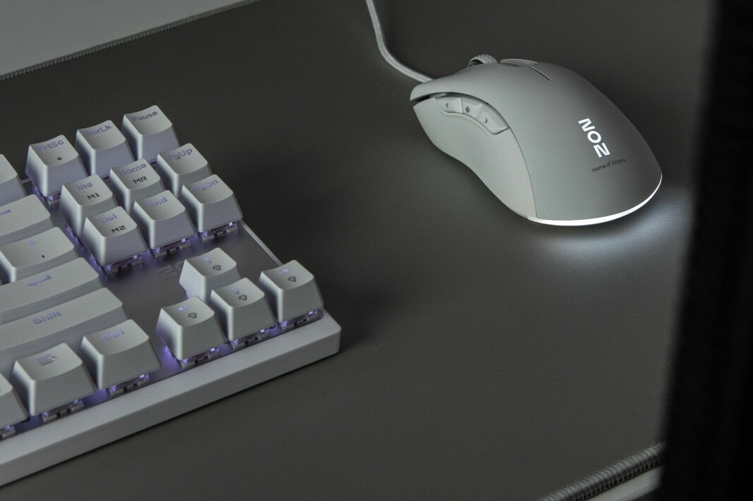 Tastatur og mus i den nye ZON - Home of Victory-serien. Foto: NetOnNet