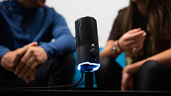 JBL QUANTUM STREAM JBL QUANTUM STREAM