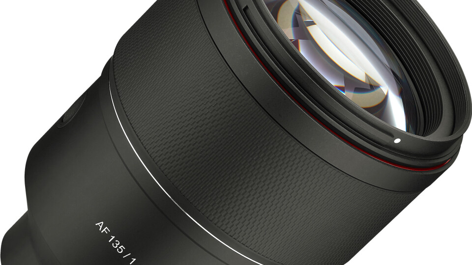 SAMYANG AF 135MM F1,8 FE