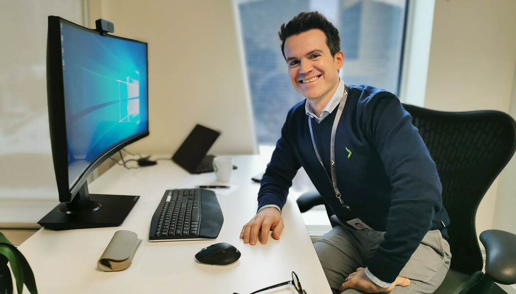 – Det tok litt tid før mine finske medarbeidere stakk innom kontoret bare for å slå av en prat, sier Trygve Hillesland. Foto: Stian Sønsteng – Det tok litt tid før mine finske medarbeidere stakk innom kontoret bare for å slå av en prat, sier Trygve Hillesland. Foto: Stian Sønsteng