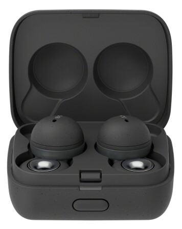 Batteritiden er 5,5 timer, pluss 12 timer i ladeetuiet. LinkBuds er tilgjengelig i grått eller hvitt. Foto: Sony Batteritiden er 5,5 timer, pluss 12 timer i ladeetuiet. LinkBuds er tilgjengelig i grått eller hvitt. Foto: Sony