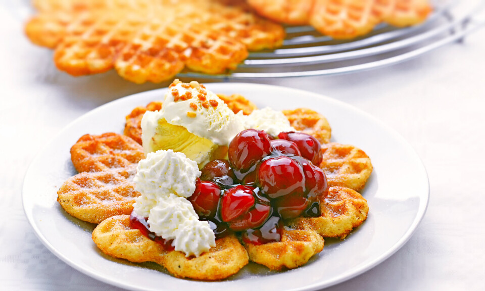 Fredag den 25. mars er årets Vaffeldag, og årets feiring skjer med et rekordsalg av vaffeljern. Foto: iStockPhoto/kleiness