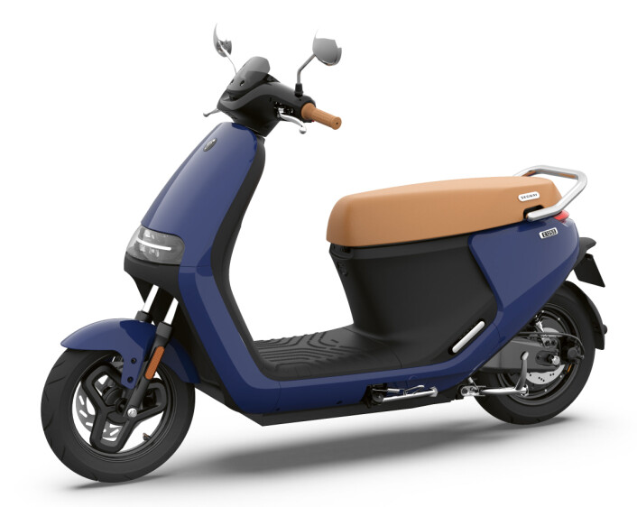 El-scooteren Segway E125S har to batterier og ABS-bremsesystem. Pris: 47.200,- Foto: Segway-Ninebot El-scooteren Segway E125S har to batterier og ABS-bremsesystem. Pris: 47.200,- Foto: Segway-Ninebot