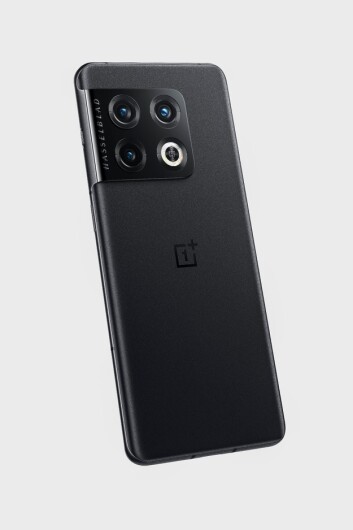 OnePlus 10 Pro kommer med 128 og 256 GB minne, til henholdsvis 10.000 og 11.000 kroner. Foto: OnePlus OnePlus 10 Pro kommer med 128 og 256 GB minne, til henholdsvis 10.000 og 11.000 kroner. Foto: OnePlus