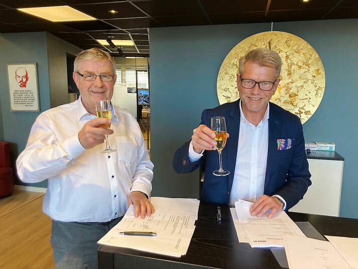 Alf Einar Nygård (t. v.) og Roger Berg har solgt Target United AS til Beha Group AS, og deler den resterende aksjeposten i selskapet som eies med 90 prosent av Jotunfjell Partners AS. Foto: Beha Group