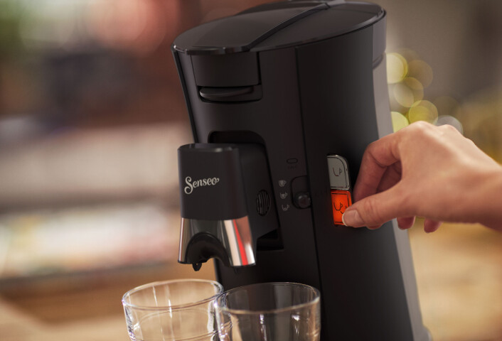 Med den nye Senseo Select-maskinen kan man brygge en espresso, i tillegg til kopper på 120 og 200 milliliter. Foto: Senseo
