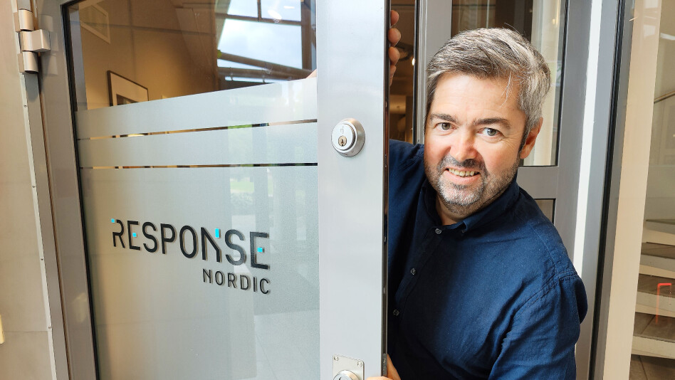 TO TREDELER ER FORTSATT ELEKTRONIKK