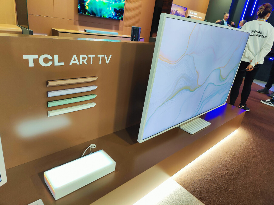Konseptet Art TV fra TCL har utskiftbare rammer. Foto: Stian Sønsteng
