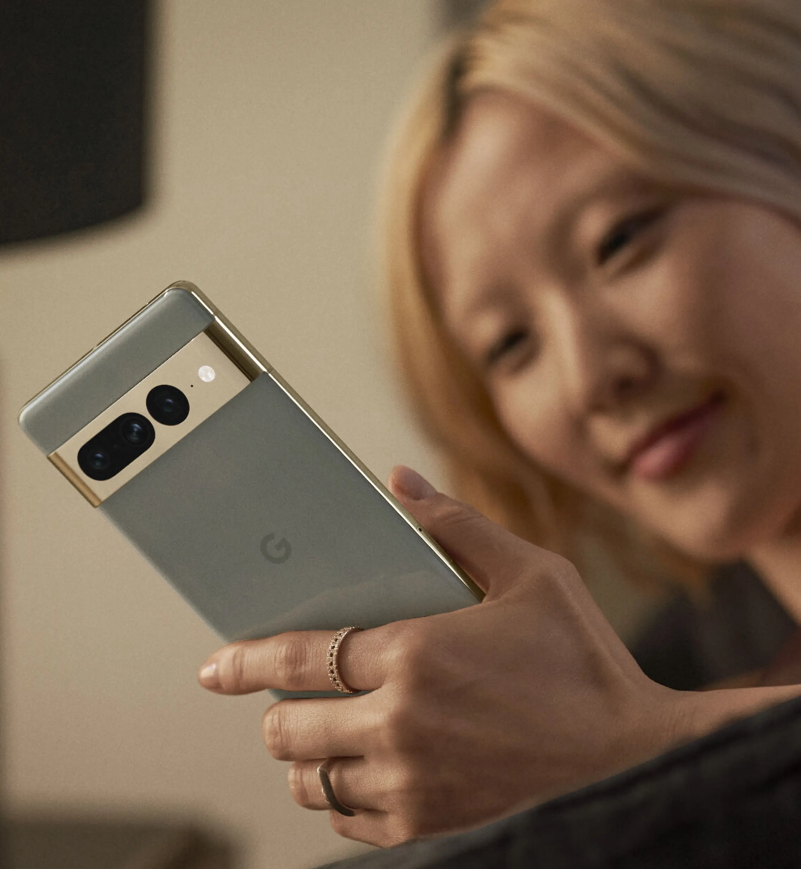 Google Pixel 7 Pro i fargen hazel. Foto: Google Google Pixel 7 Pro i fargen hazel. Foto: Google