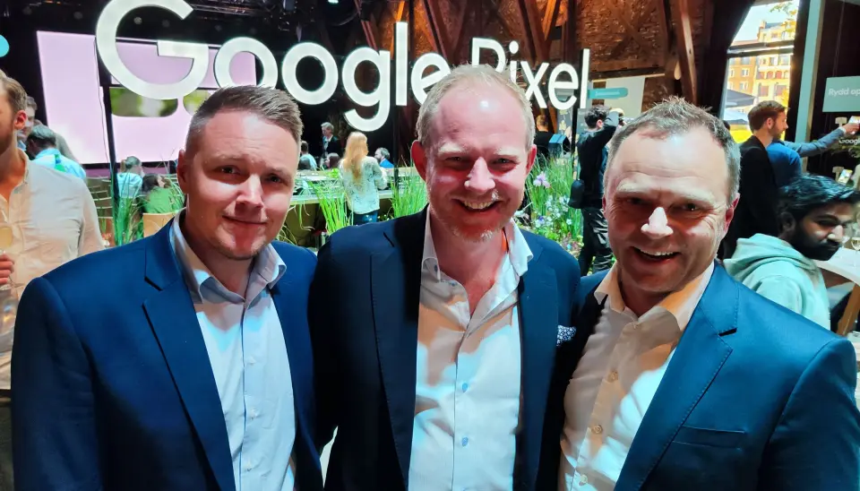 Fra venstre Stian Hoff (norsk salgssjef mobil), André Omdal (midlertidig norgessjef) og Dag Harald Ness (nordisk innkjøpsdirektør tele) i Elkjøp på Pixel-lanseringen. Foto: Stian Sønsteng Fra venstre Stian Hoff (norsk salgssjef mobil), André Omdal (midlertidig norgessjef) og Dag Harald Ness (nordisk innkjøpsdirektør tele) i Elkjøp på Pixel-lanseringen. Foto: Stian Sønsteng