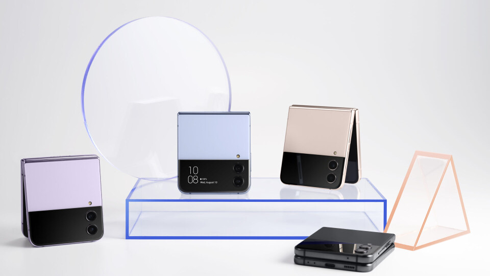 ÅRETS MOBIL 2022/2023: SAMSUNG GALAXY Z FLIP4