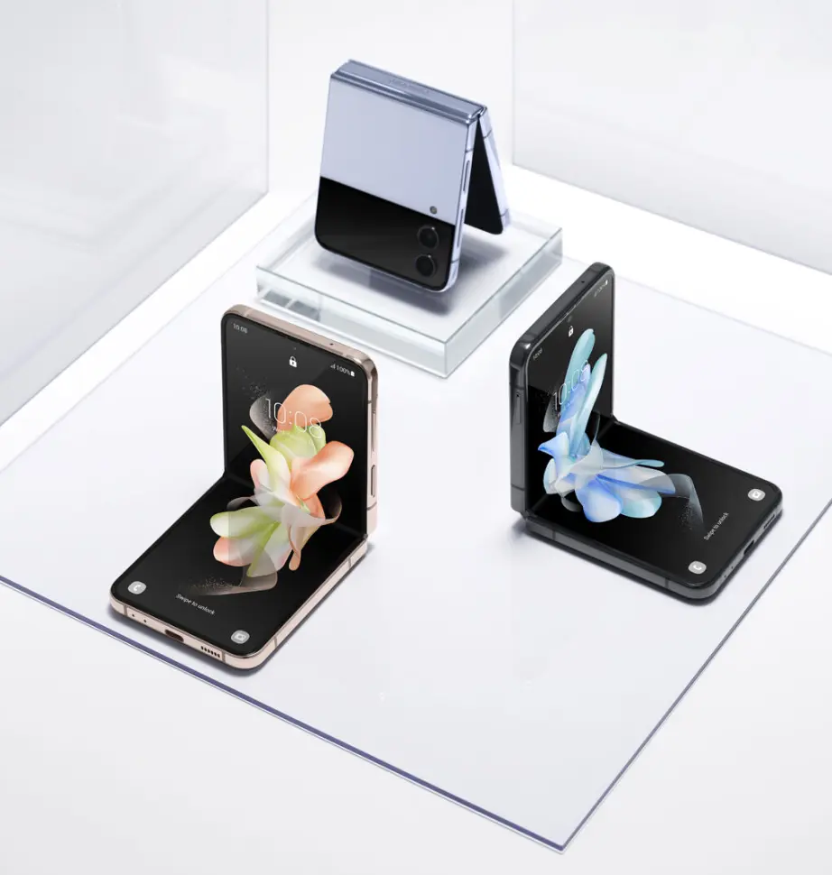 Samsung Galaxy Z Flip4 er kåret til «Årets mobil 2022/2023». Foto: Samsung Samsung Galaxy Z Flip4 er kåret til «Årets mobil 2022/2023». Foto: Samsung