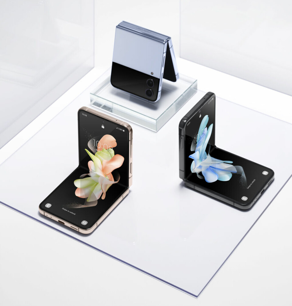 Samsung Galaxy Z Flip4 er kåret til «Årets mobil 2022/2023». Foto: Samsung