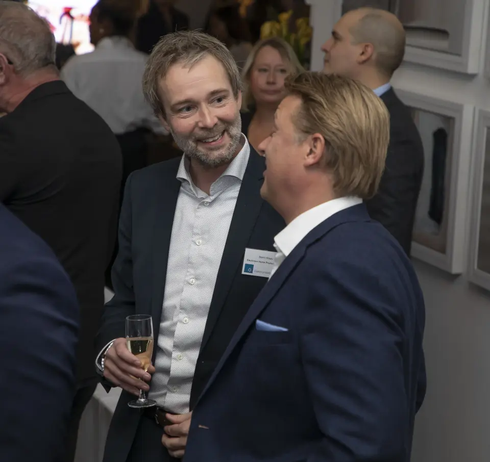 Bernt Risøy (Electrolux, t. v.) og Bjarne André Myklebust (NRK). Foto: Tore Skaar
