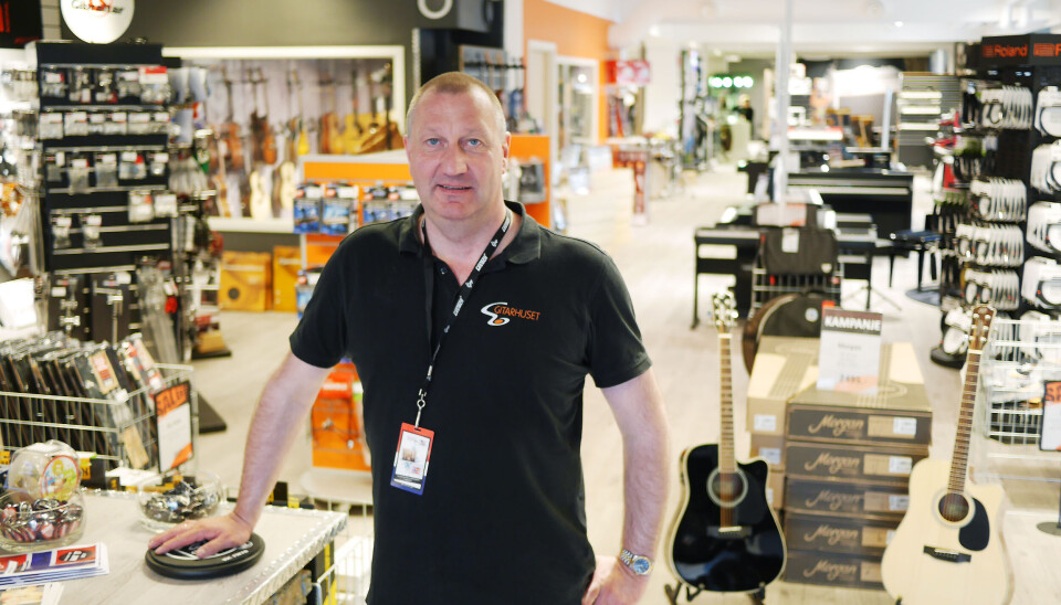 Daglig leder Magne A. Iversen i GH4S, fotografert ved Gitarhuset Megastore på Alnabru i 2017, som nå er omprofilert til 4Sound. Foto: Stian Sønsteng Daglig leder Magne A. Iversen i GH4S, fotografert ved Gitarhuset Megastore på Alnabru i 2017, som nå er omprofilert til 4Sound. Foto: Stian Sønsteng