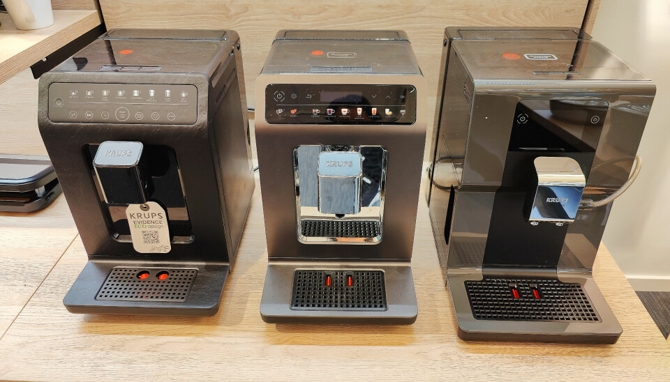 Helautomatiske kaffemaskiner fra Krups. Fra venstre Evidence Eco (7.000,-), Evidence One (9.000,-) og Intuition Preference (10.000,-). Foto: Stian Sønsteng