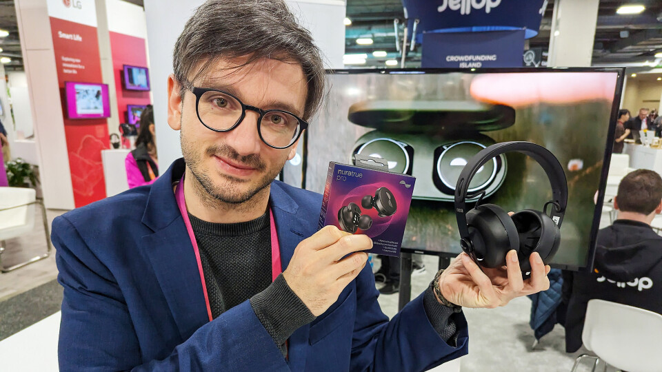 JUSTERER LYDEN ETTER HØRSELEN