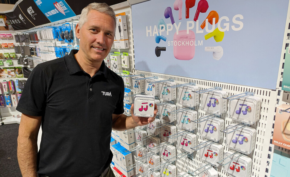 Peter Olsson i Tura Scandinavia med øreproppene Joy. Pris: 500,- Foto: Stian Sønsteng