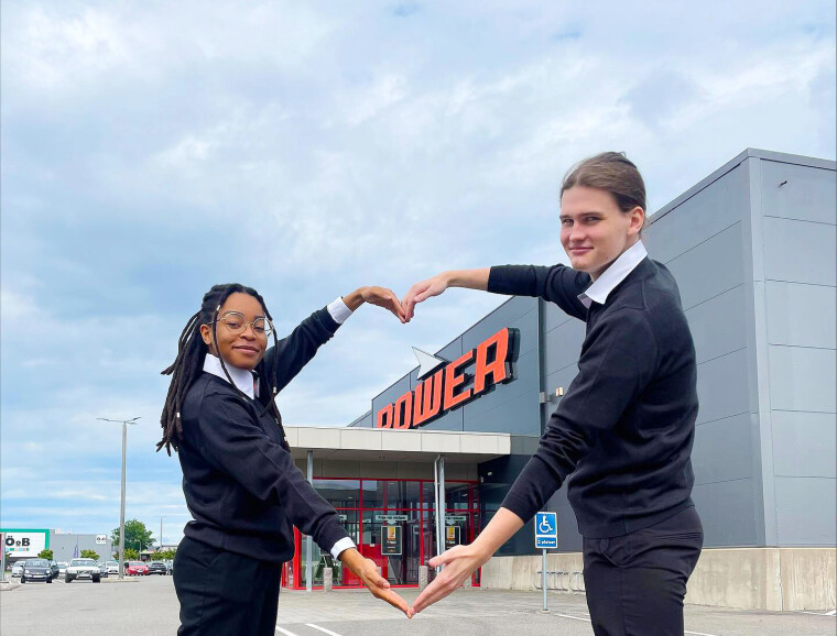 DE NYE SKILTENE PÅ TUR OPP I SVERIGE