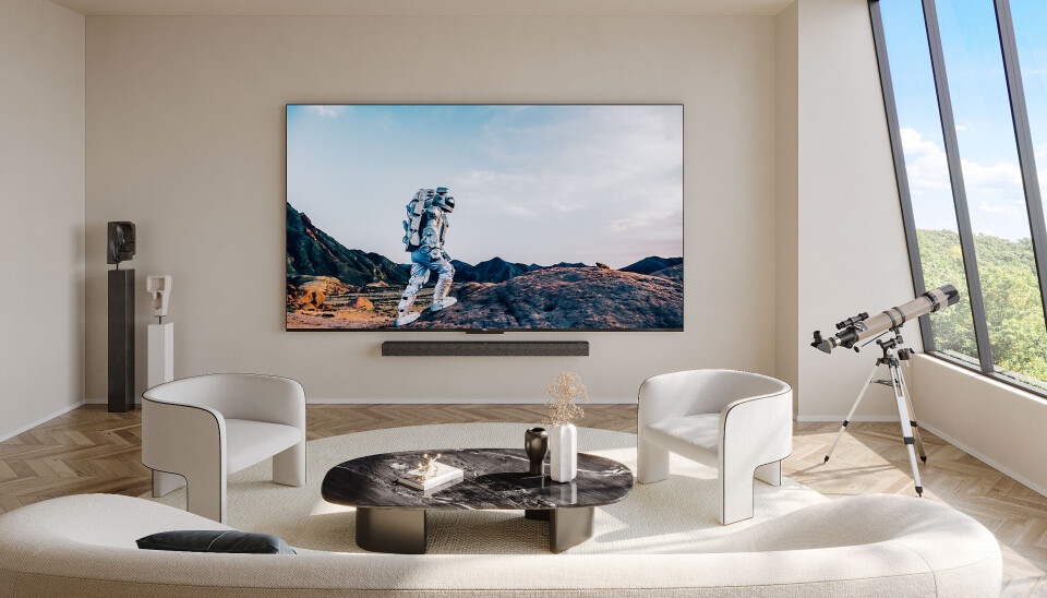TCL C84 er kåret til «Årets TV 2023/2024». Foto: TCL