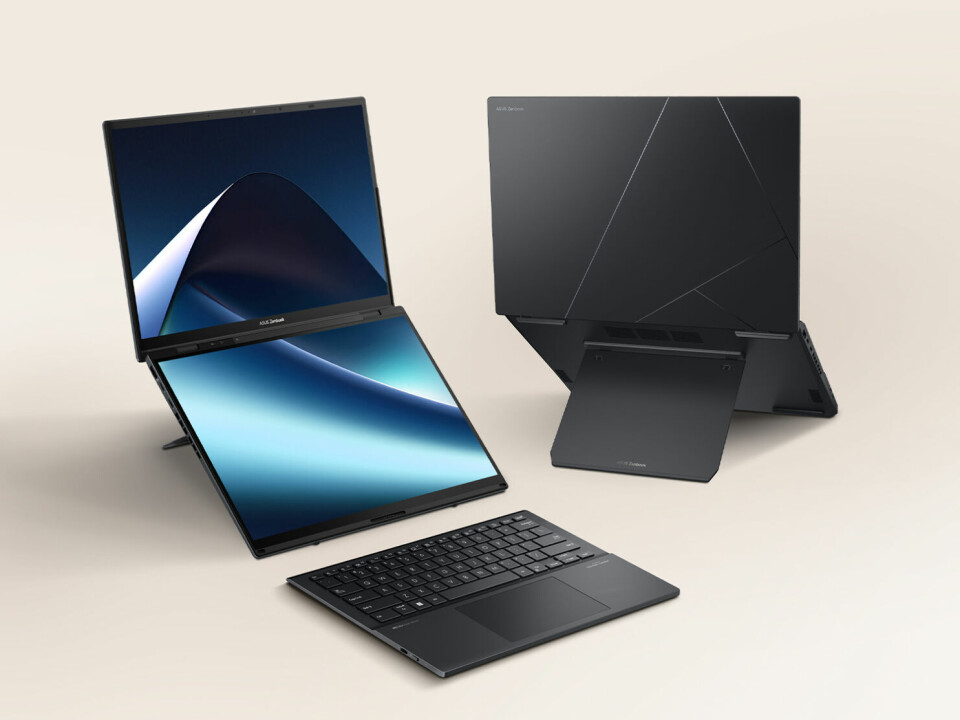 Asus debuterte sin to-i-ett bærbare PC Zenbook Duo på CES 2024 utstyrt med to 14 tommer store 3K oled-skjermer. Foto: Asus