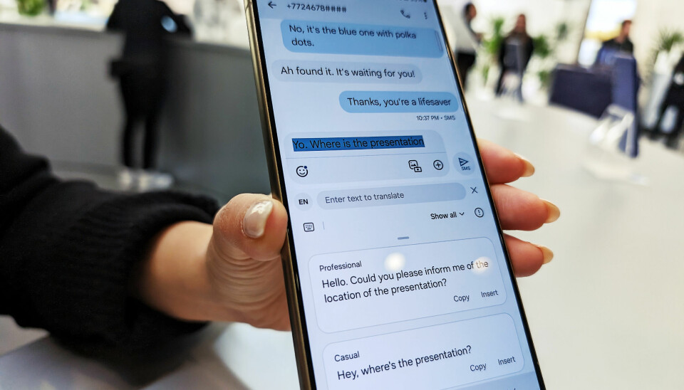 Galaxy AI gir muligheten til å velge om chat-tonen skal være formell, hverdagslig eller egnet for sosiale medier. Foto: Stian Sønsteng