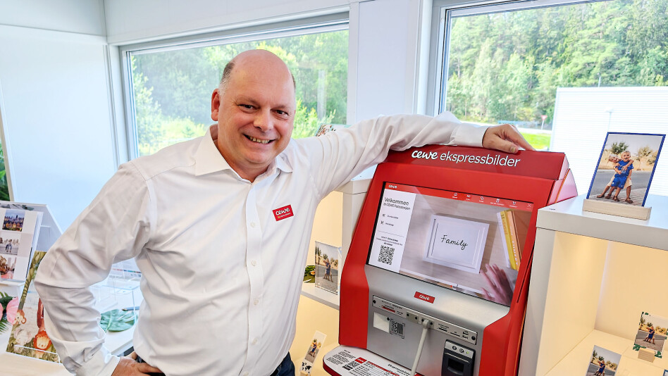 FLERE BUTIKKER OG FOTOSTASJONER