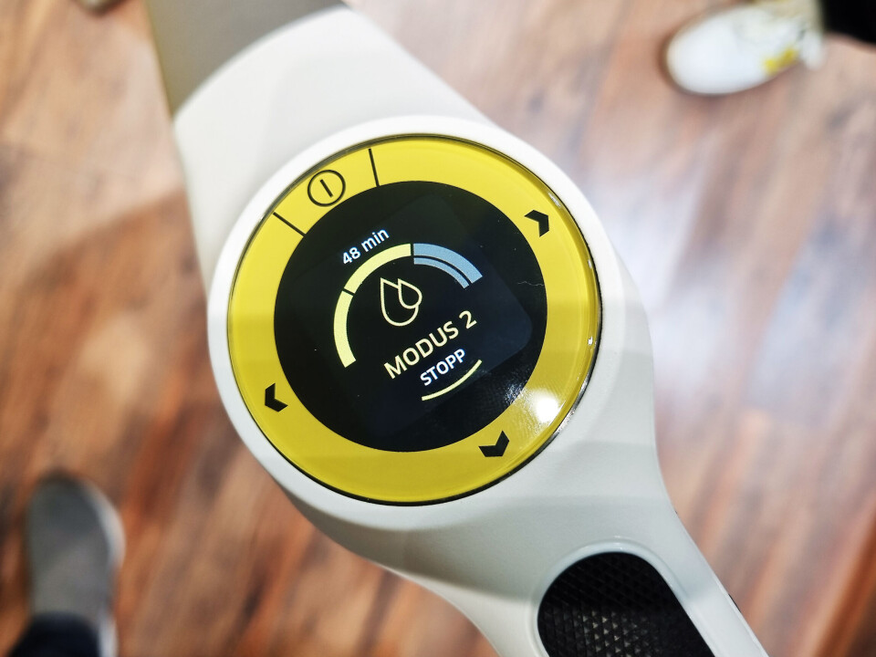 Kärcher FC8 er utstyrt med en fargeskjerm som skal gi full oversikt over hele syklusen. Foto: Jan Røsholm