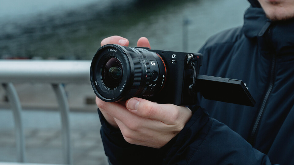 SONY FE 16MM F1.8 G