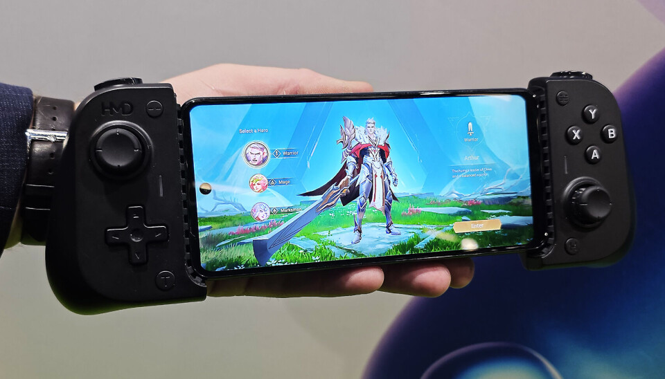 HMD Gaming Outfit til HMD Fusion X1. Foto: Jan Røsholm