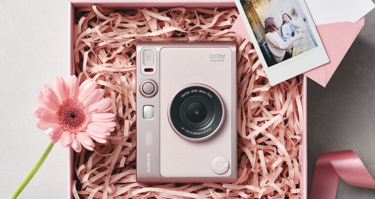 FUJIFILM INSTAX MINI EVO GENTLE ROSE