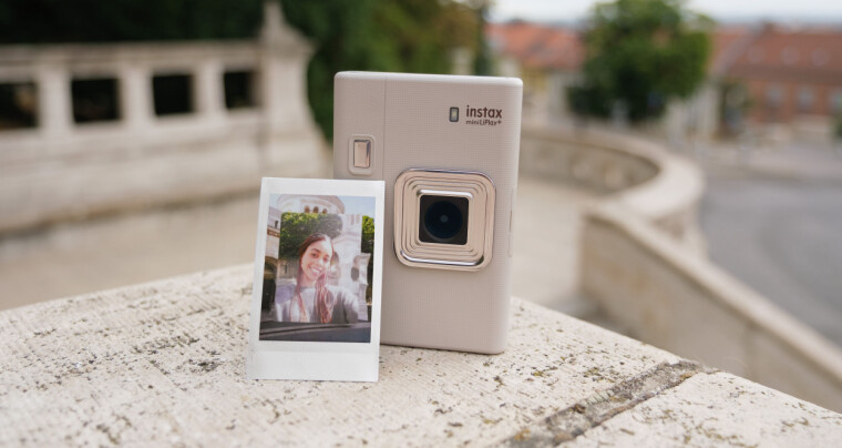 FUJIFILM INSTAX MINI 99